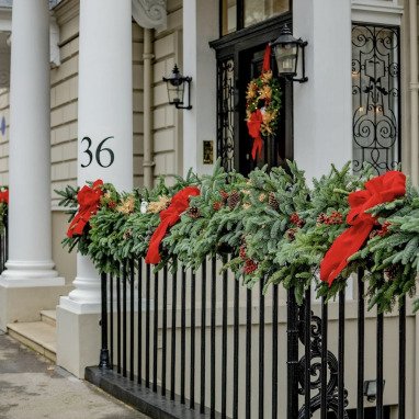 professional  Christmas decor London for residence