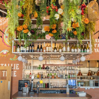 hanging artificial greenery for restaurants