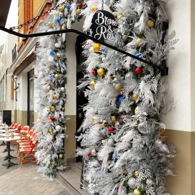 Christmas decor for restaurant London